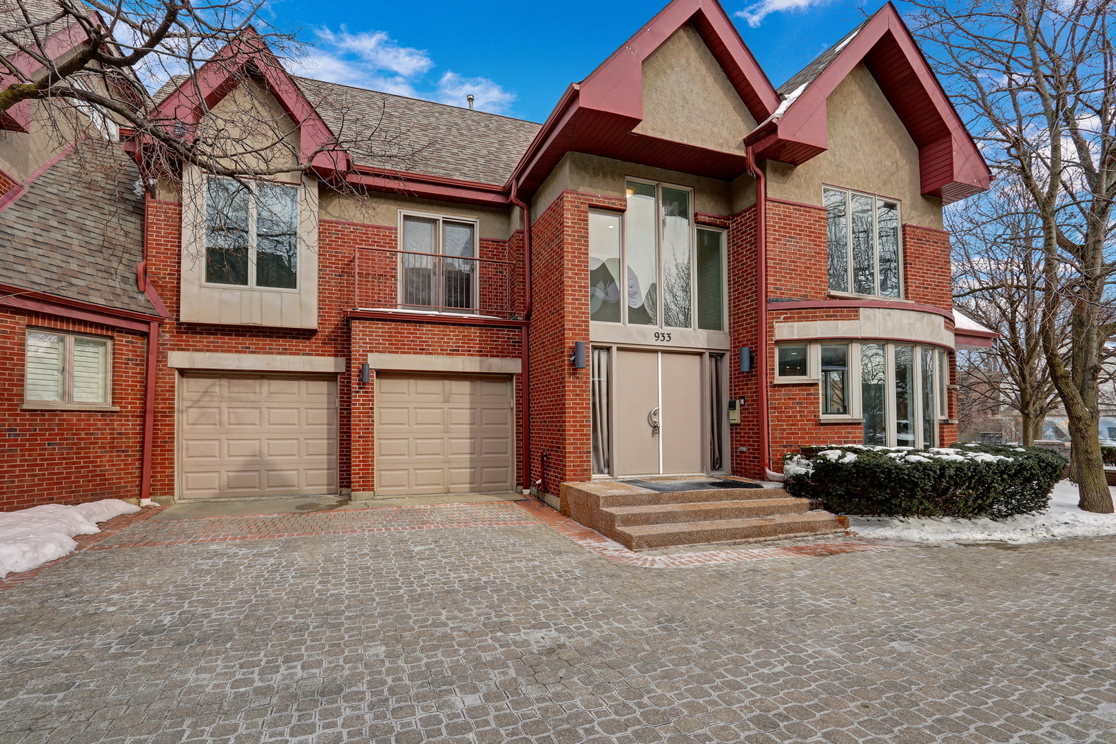 933 Central Avenue Unit: 6