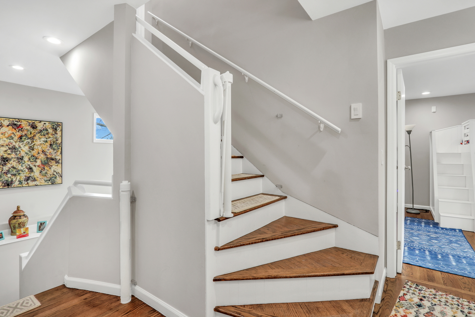 933 Central Avenue Unit: 6