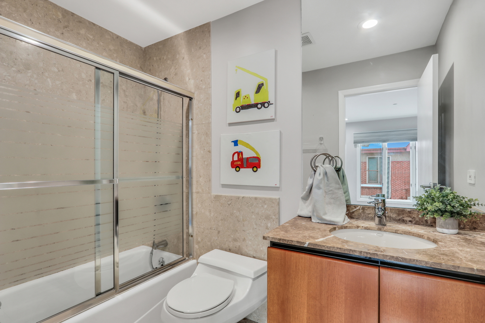 933 Central Avenue Unit: 6