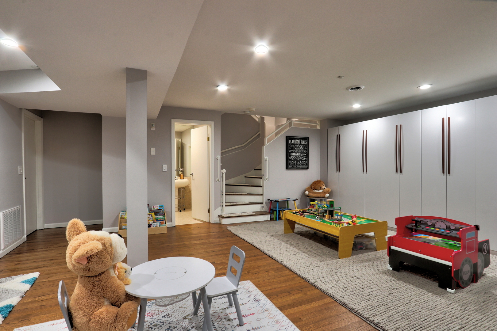 933 Central Avenue Unit: 6