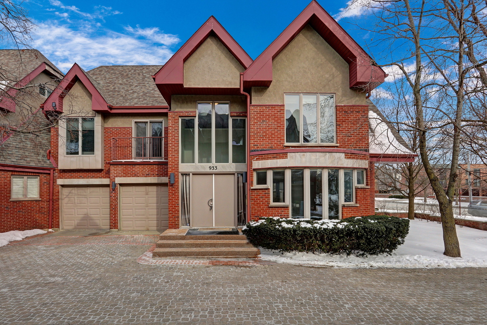 933 Central Avenue Unit: 6