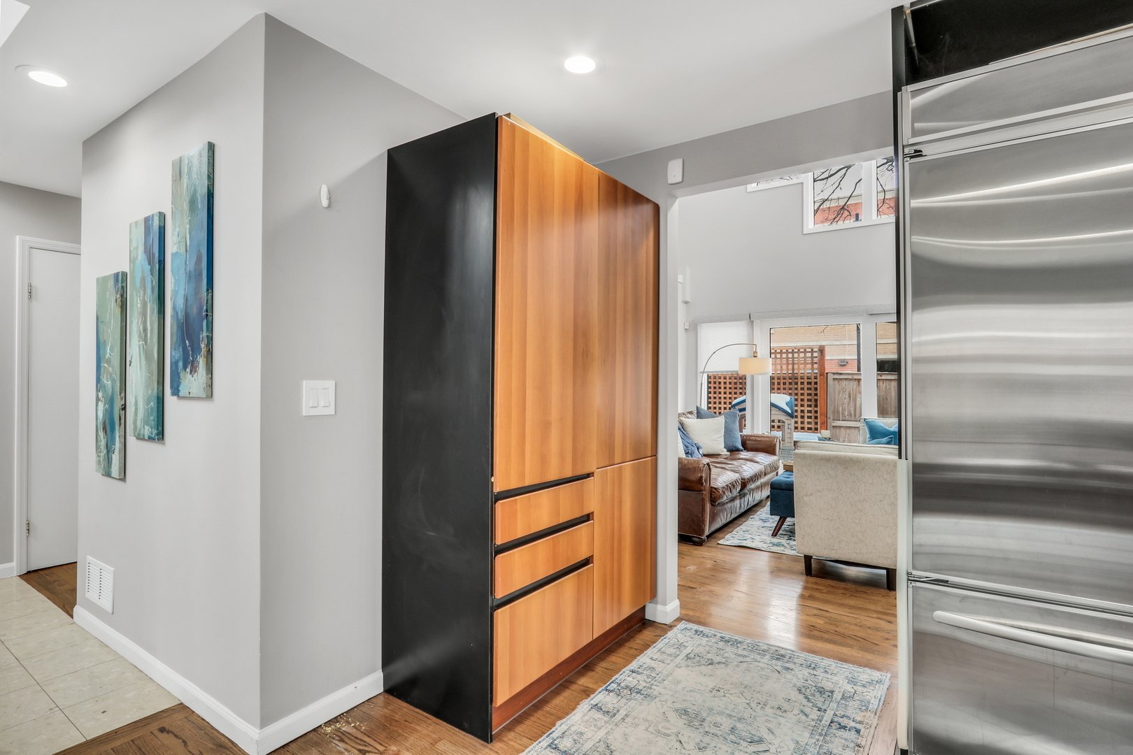 933 Central Avenue Unit: 6