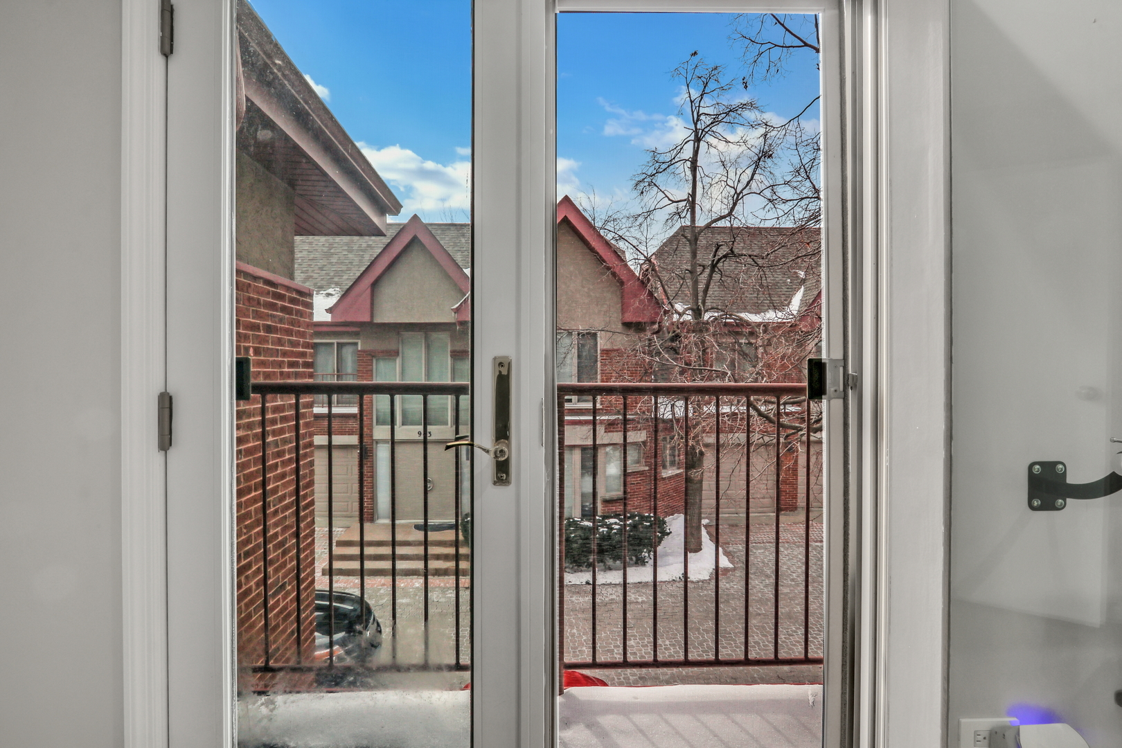 933 Central Avenue Unit: 6