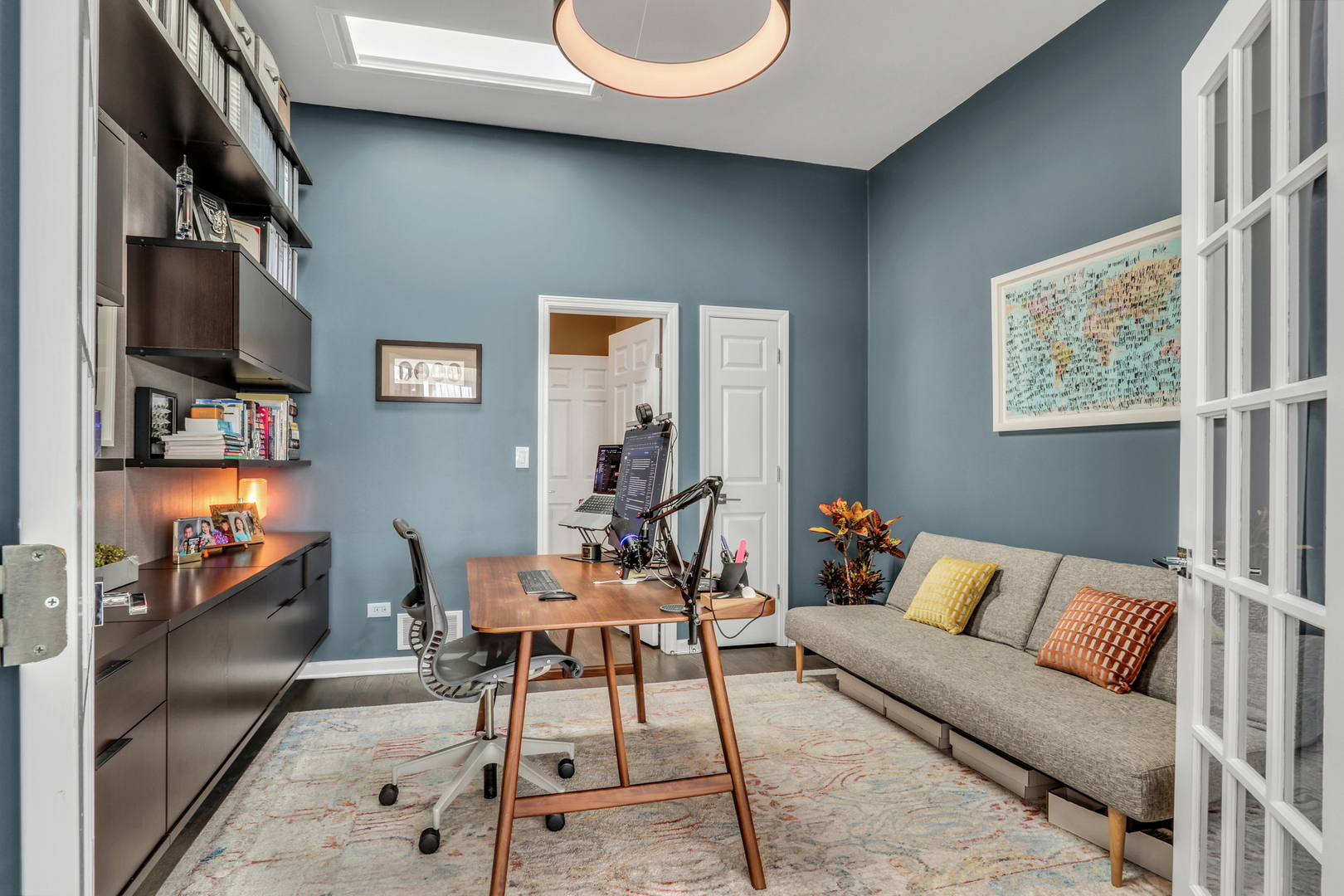 2919 N Burling Street Unit: J