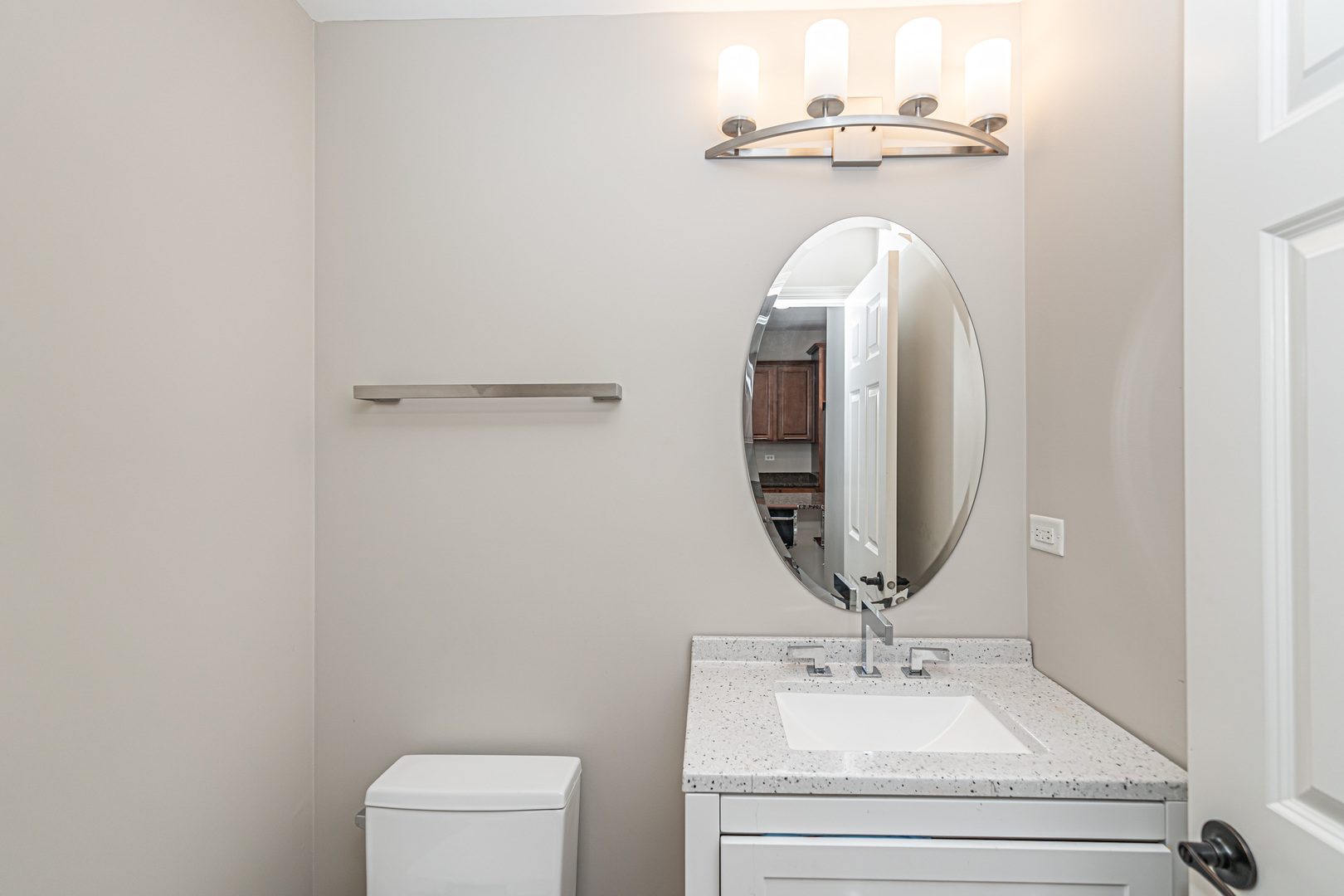 226 W Hyde Street Unit: 8-4
