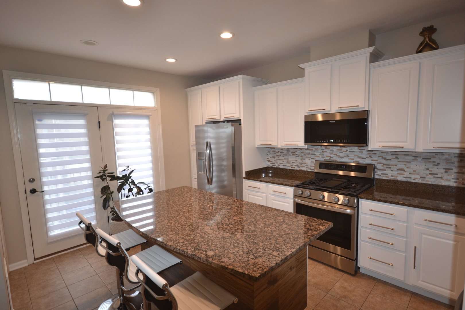 226 W Hyde Street Unit: 8-4