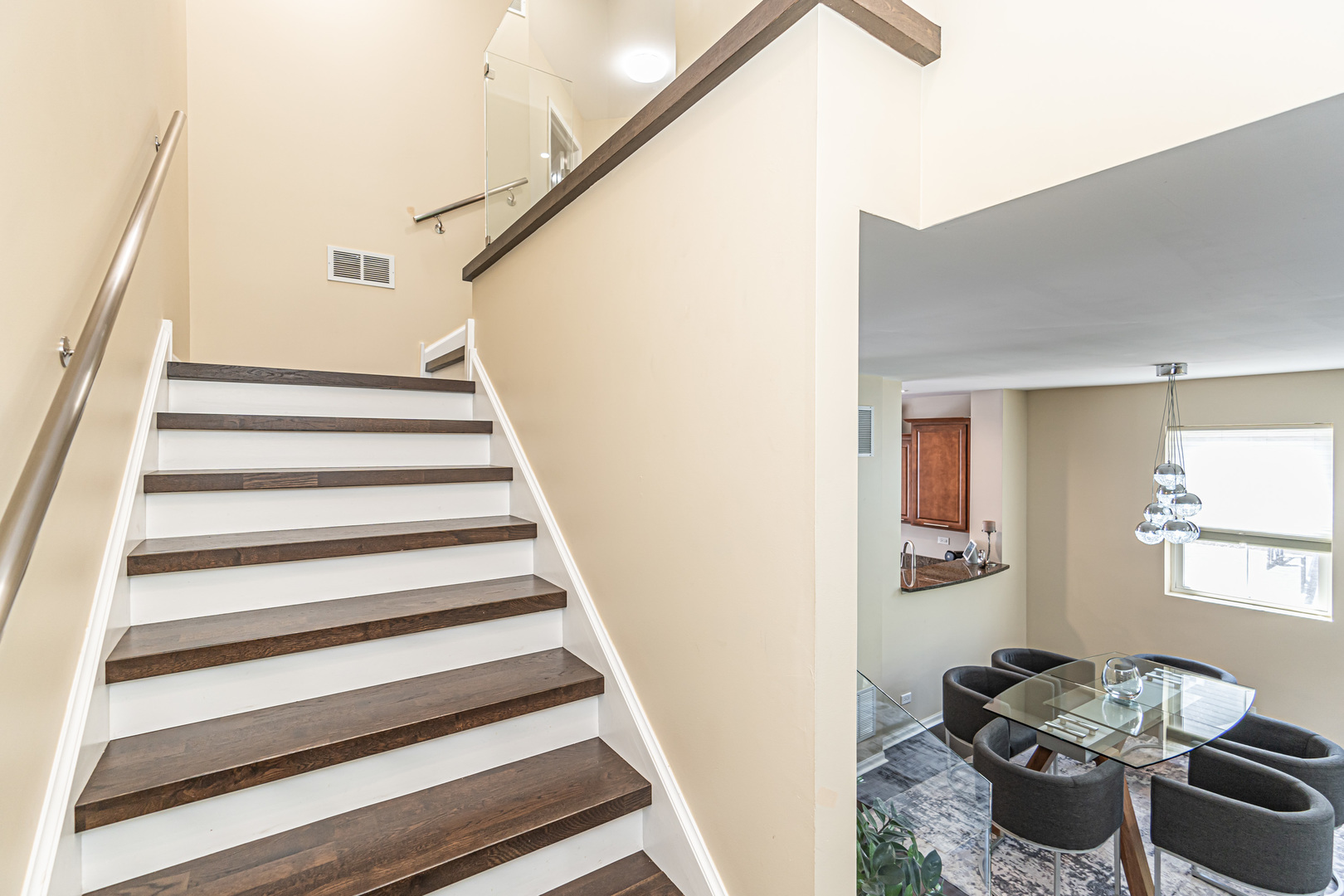 226 W Hyde Street Unit: 8-4