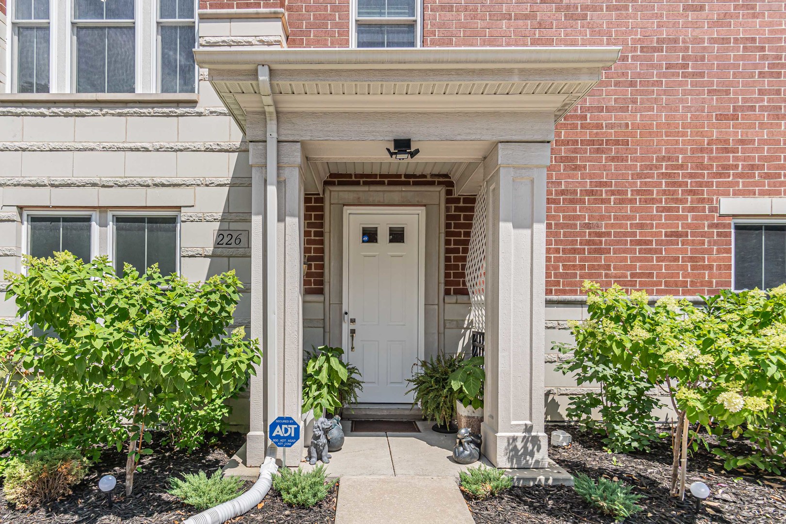 226 W Hyde Street Unit: 8-4