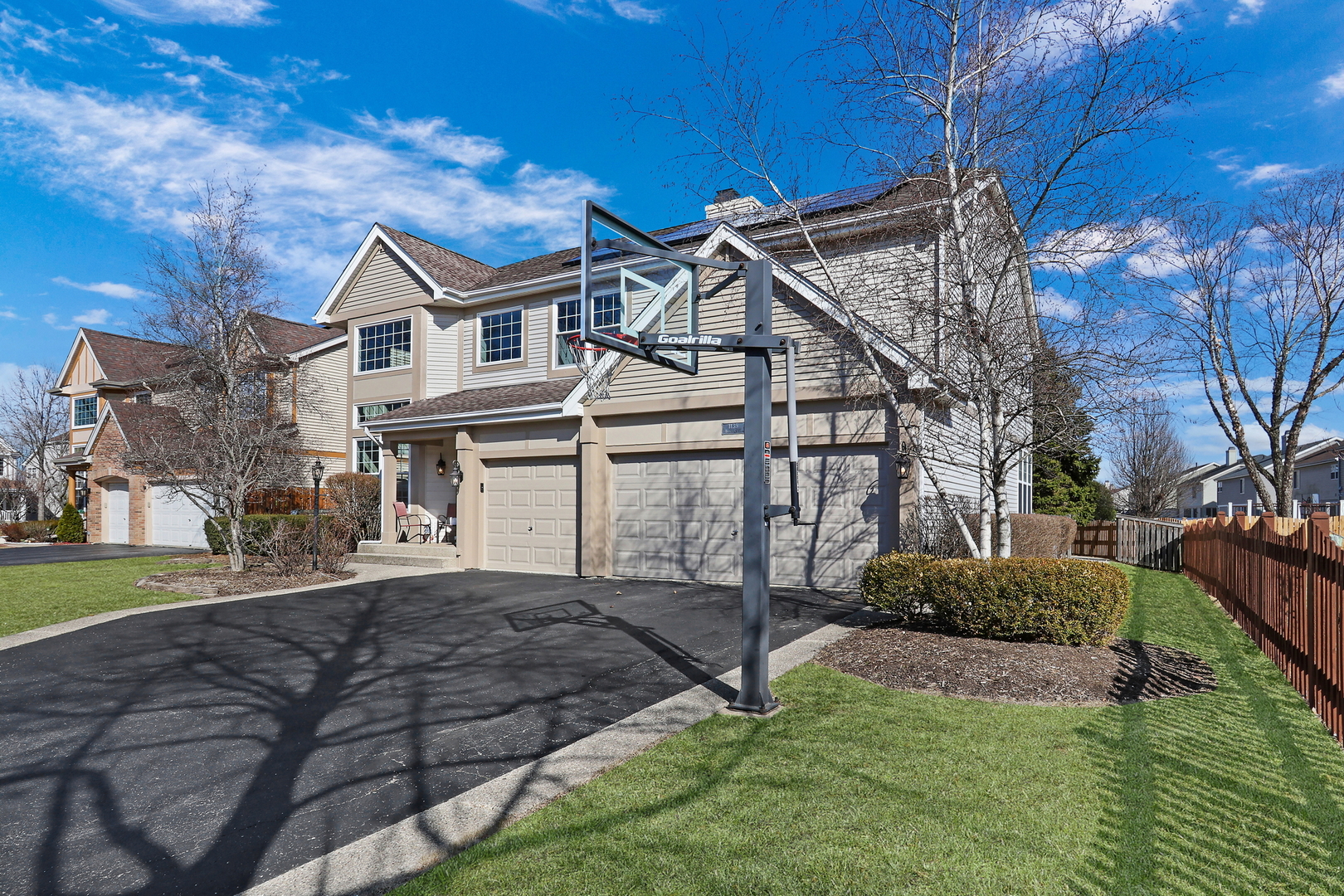 1135 Hadley Circle