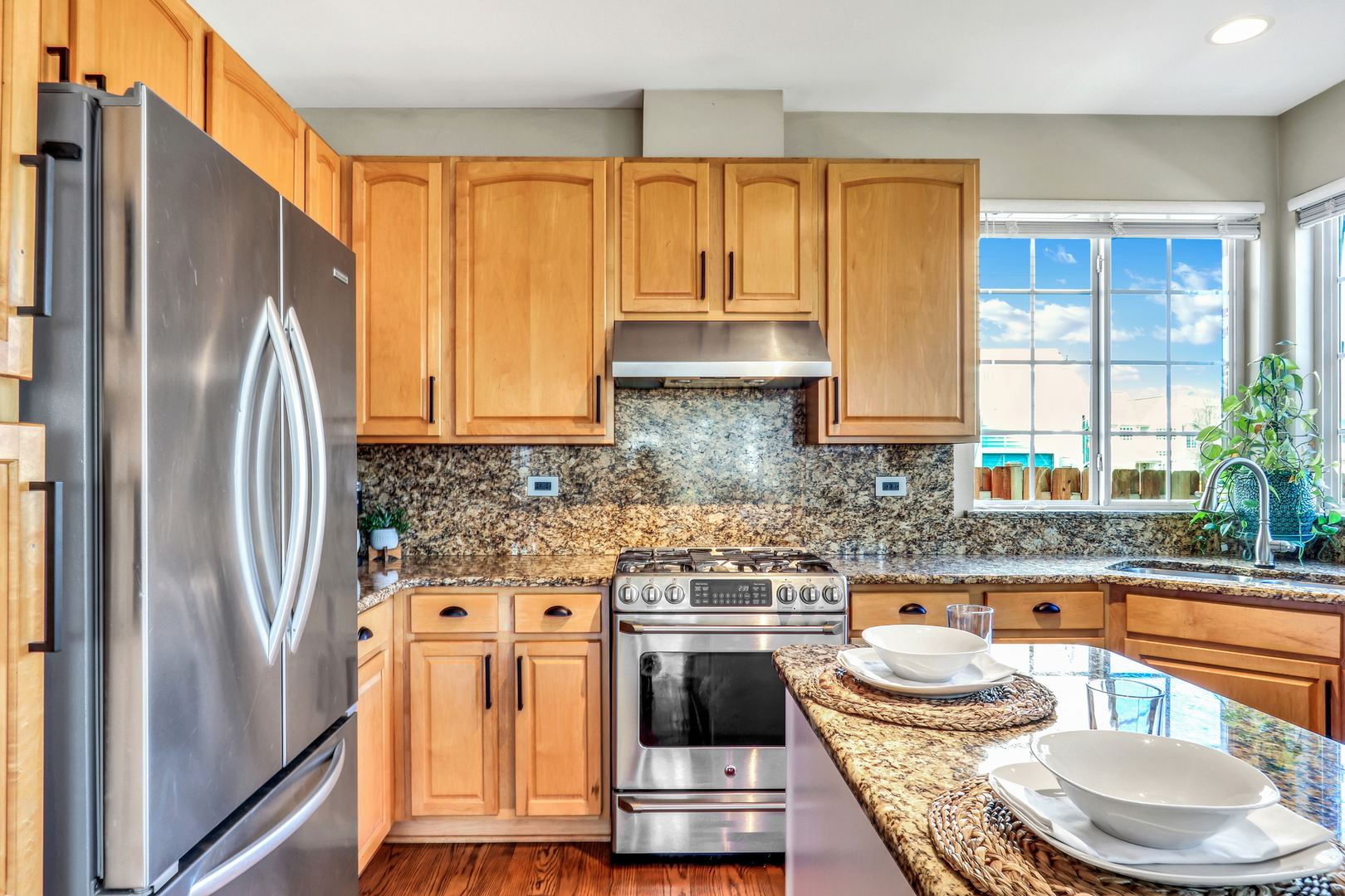 1135 Hadley Circle