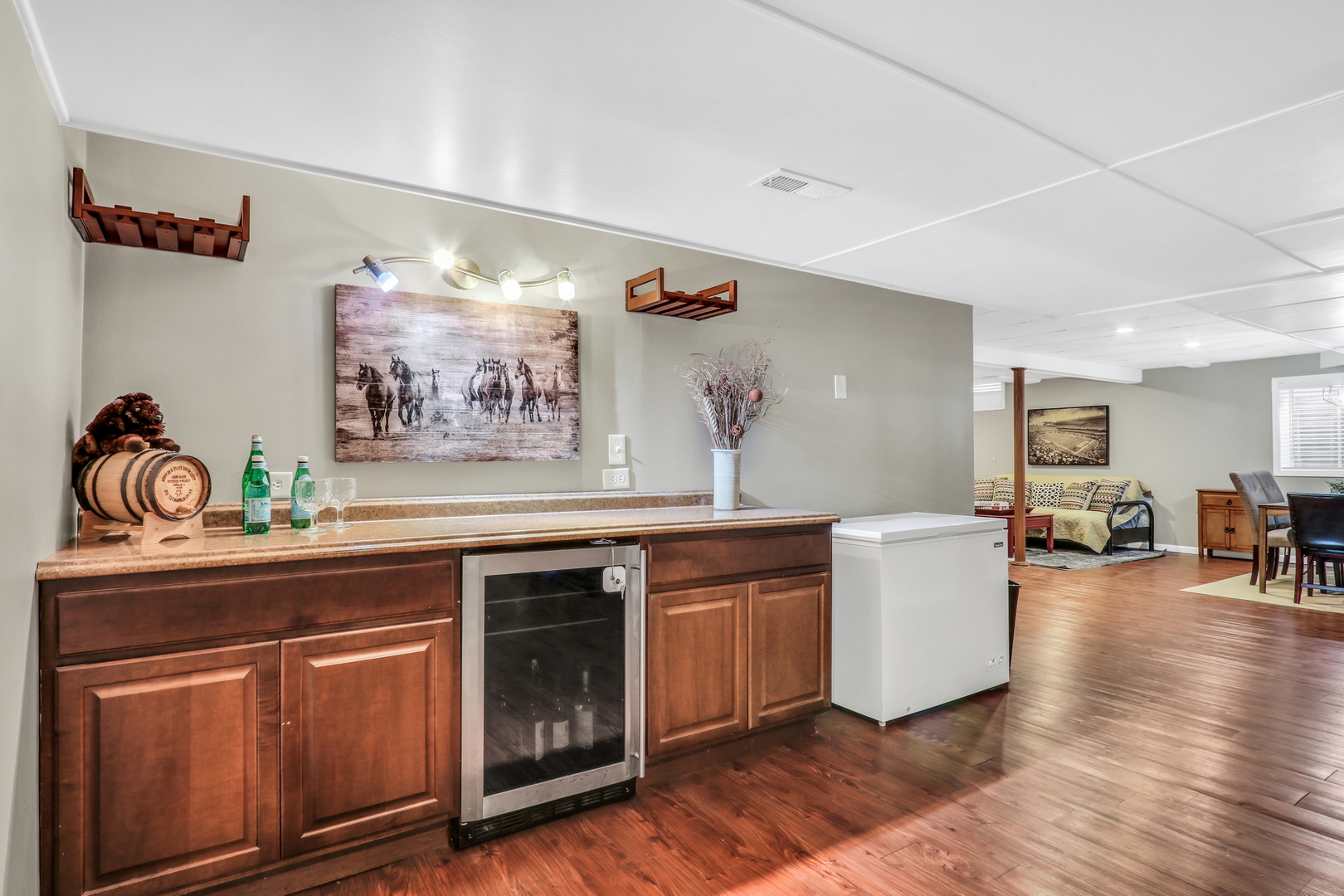 1135 Hadley Circle