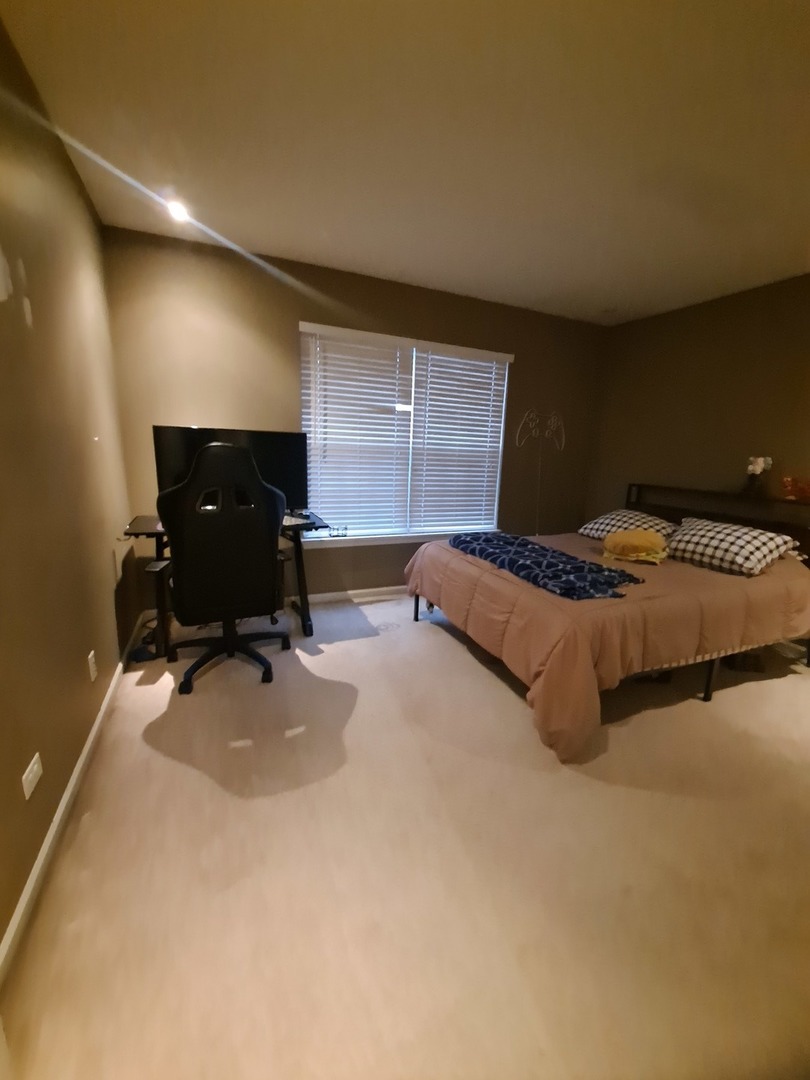 2280 W Bentley Lane