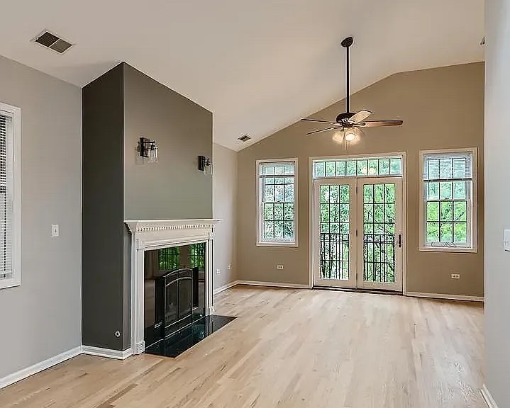 905 W Lawrence Avenue Unit: 3W