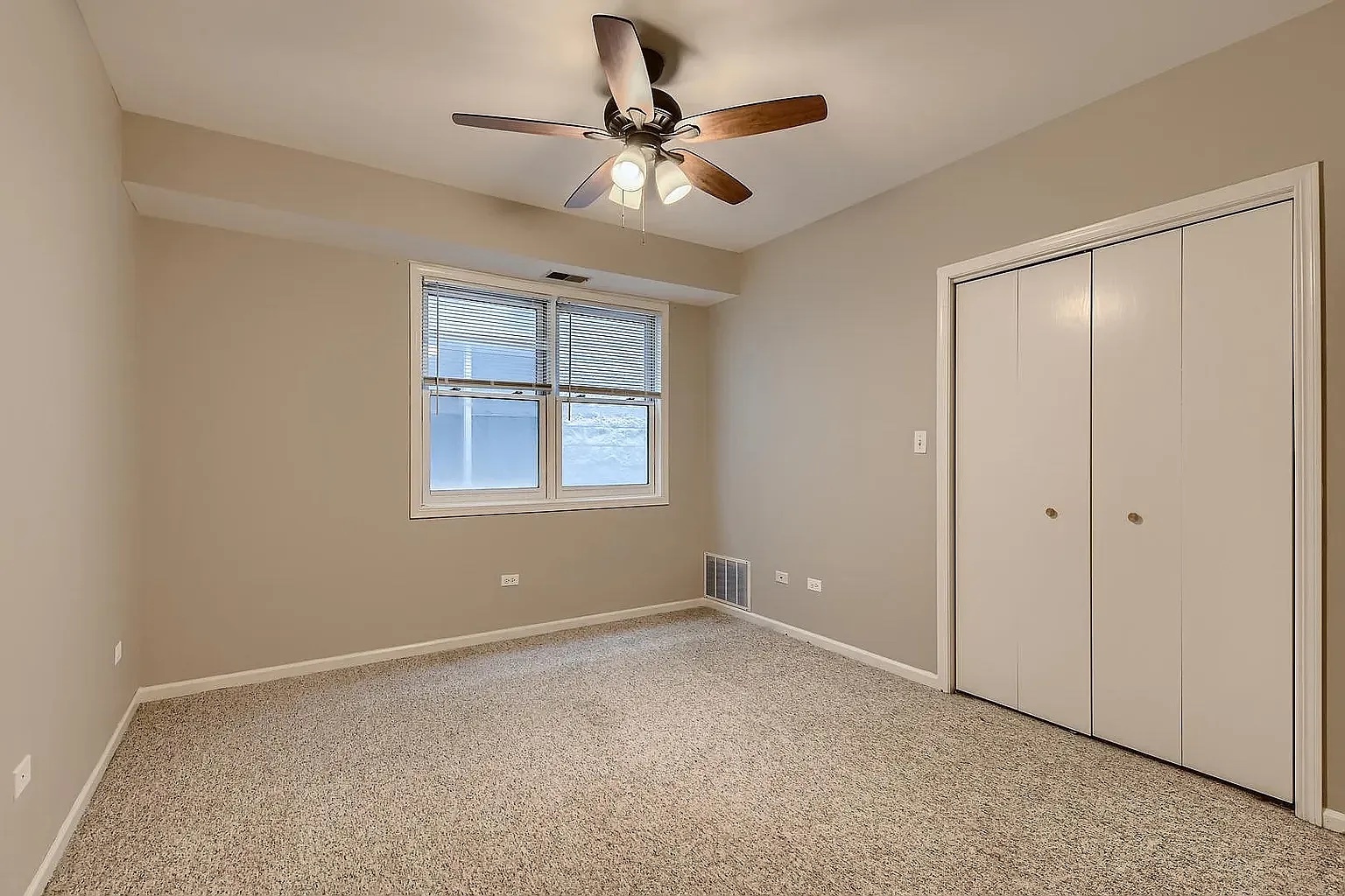 905 W Lawrence Avenue Unit: 3W
