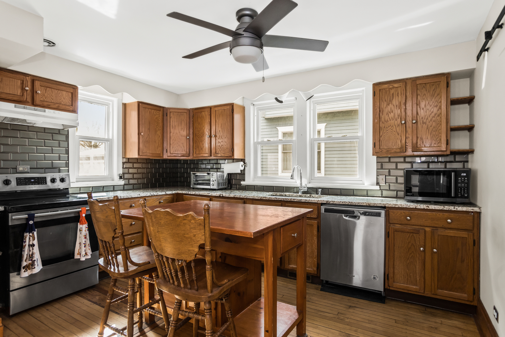 133 Sunnyside Place