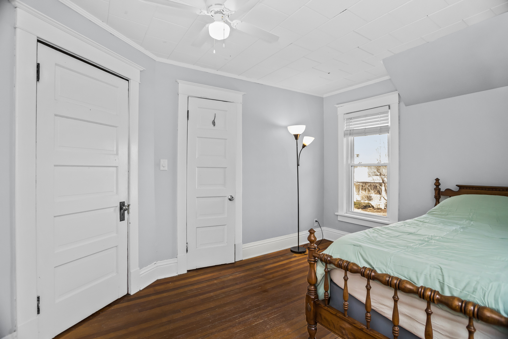 133 Sunnyside Place