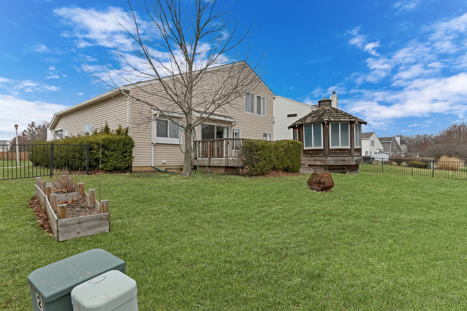 1095 S Pleasant Hill Gate