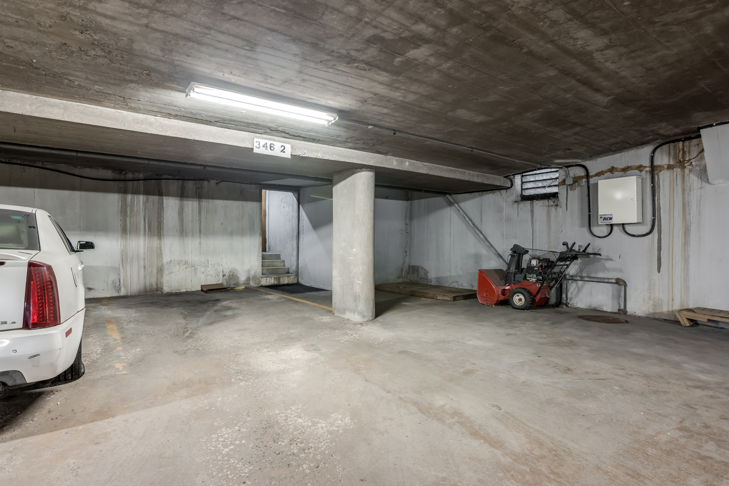 346 Ridge Avenue Unit: 2