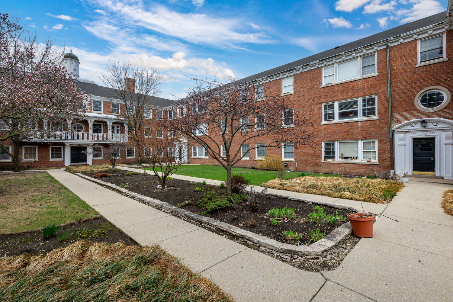 346 Ridge Avenue Unit: 2