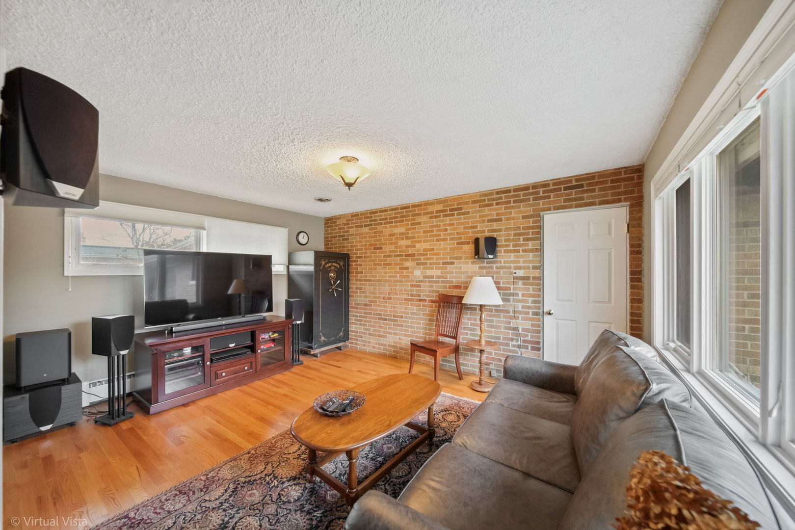 143 S Circle Avenue