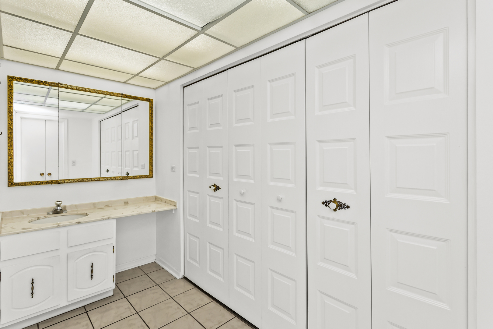 9529 Bronx Place Unit: 418