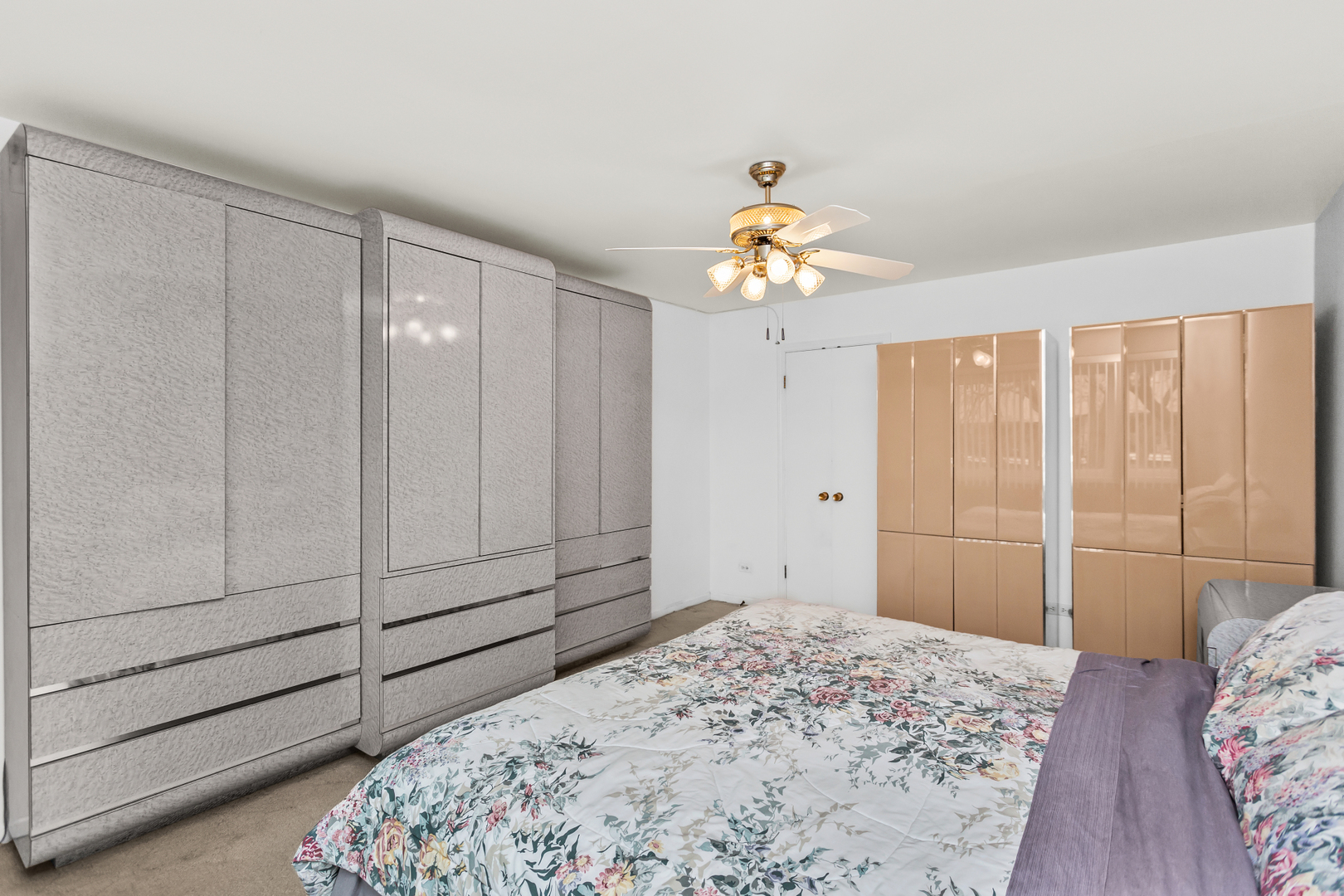 9529 Bronx Place Unit: 418