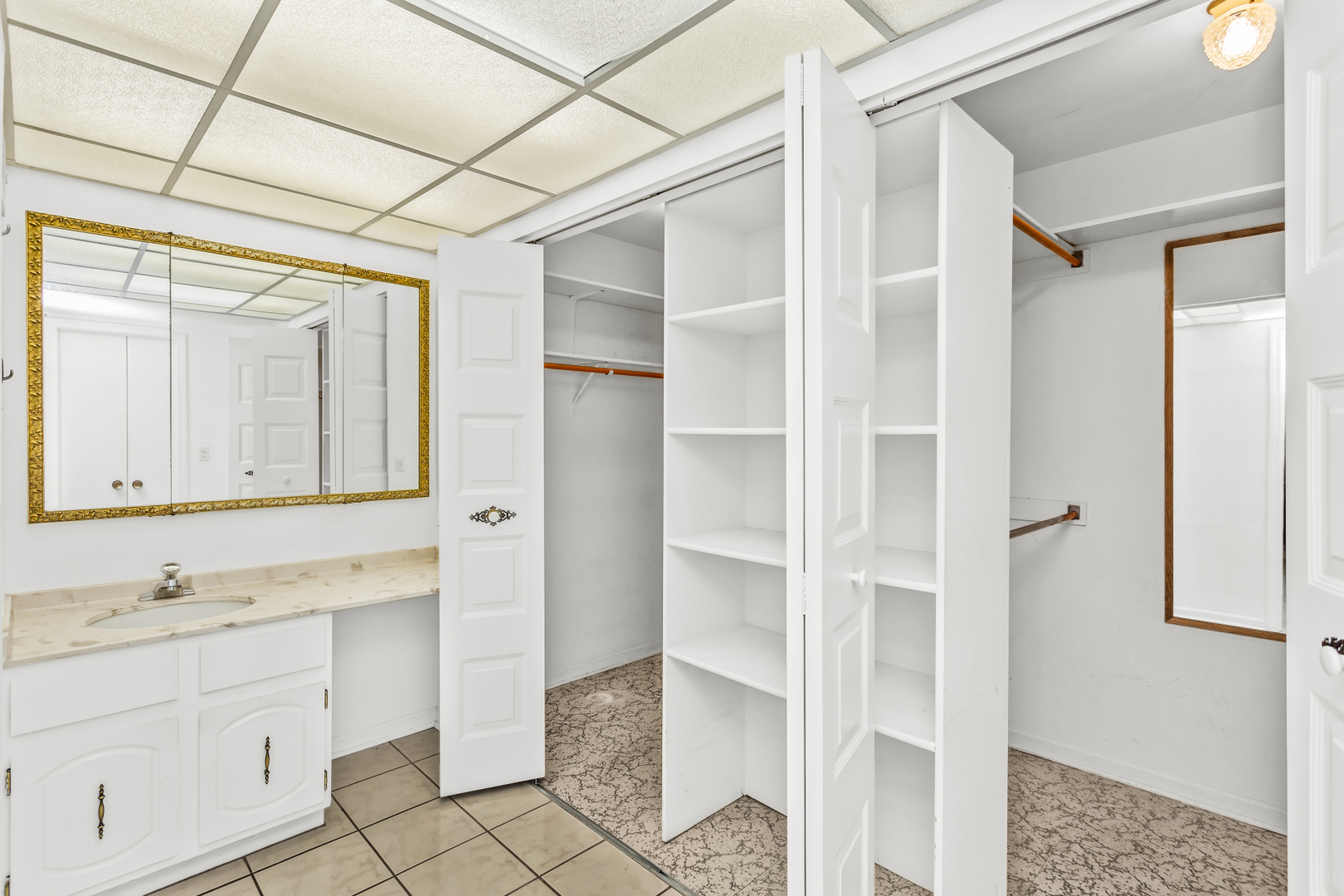 9529 Bronx Place Unit: 418