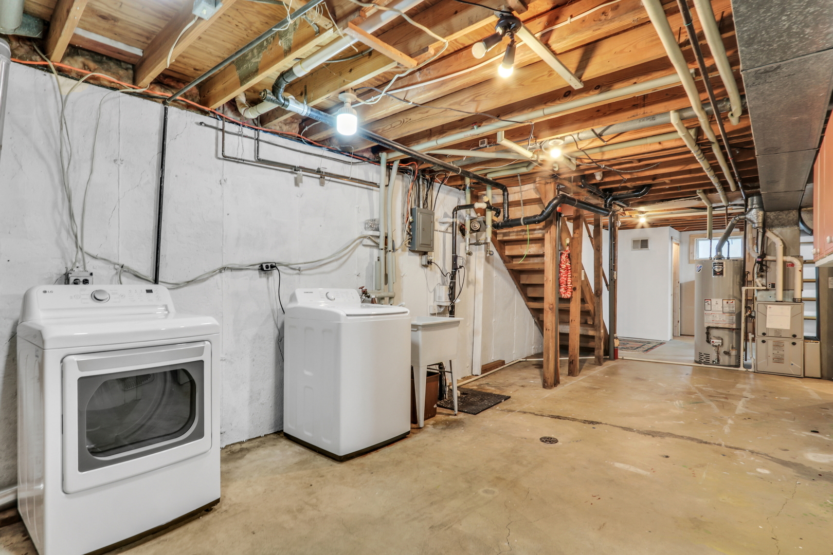 1402 Eastwood Lane