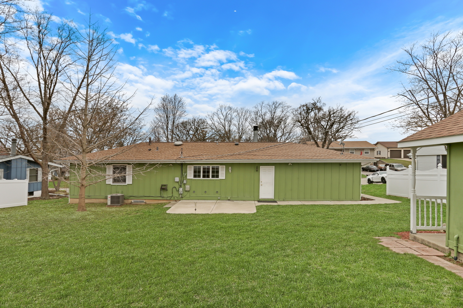 1402 Eastwood Lane