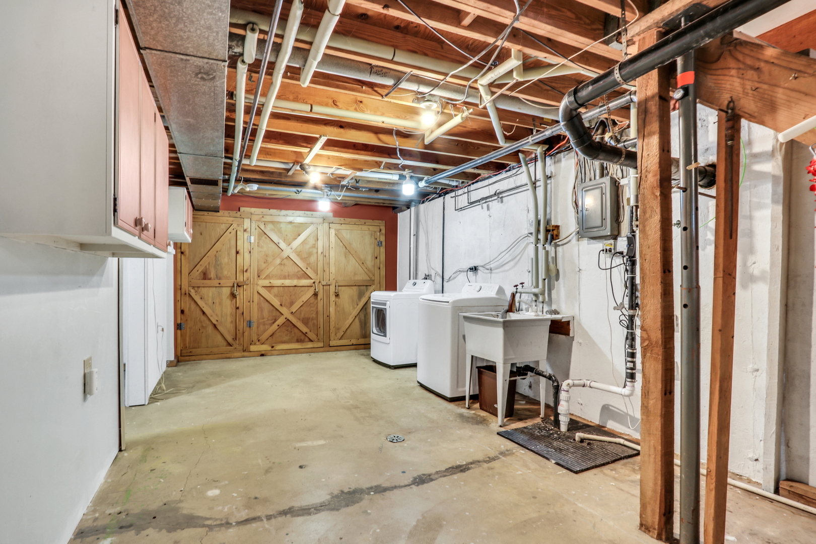 1402 Eastwood Lane