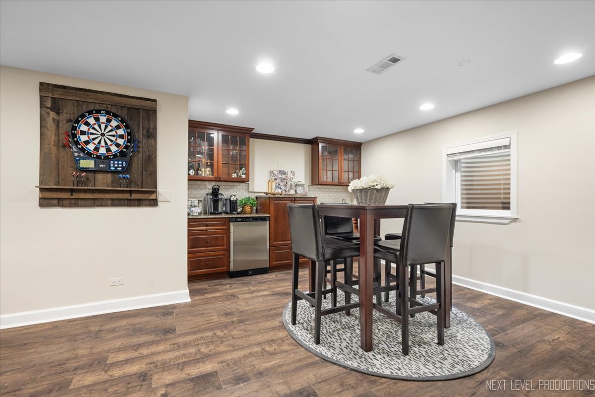2747 Charter Oak Drive