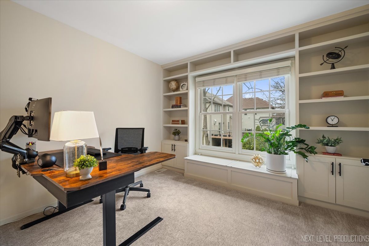 2747 Charter Oak Drive