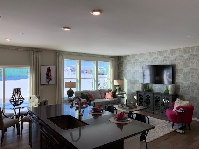 941 Shagbark Lane Unit: 602