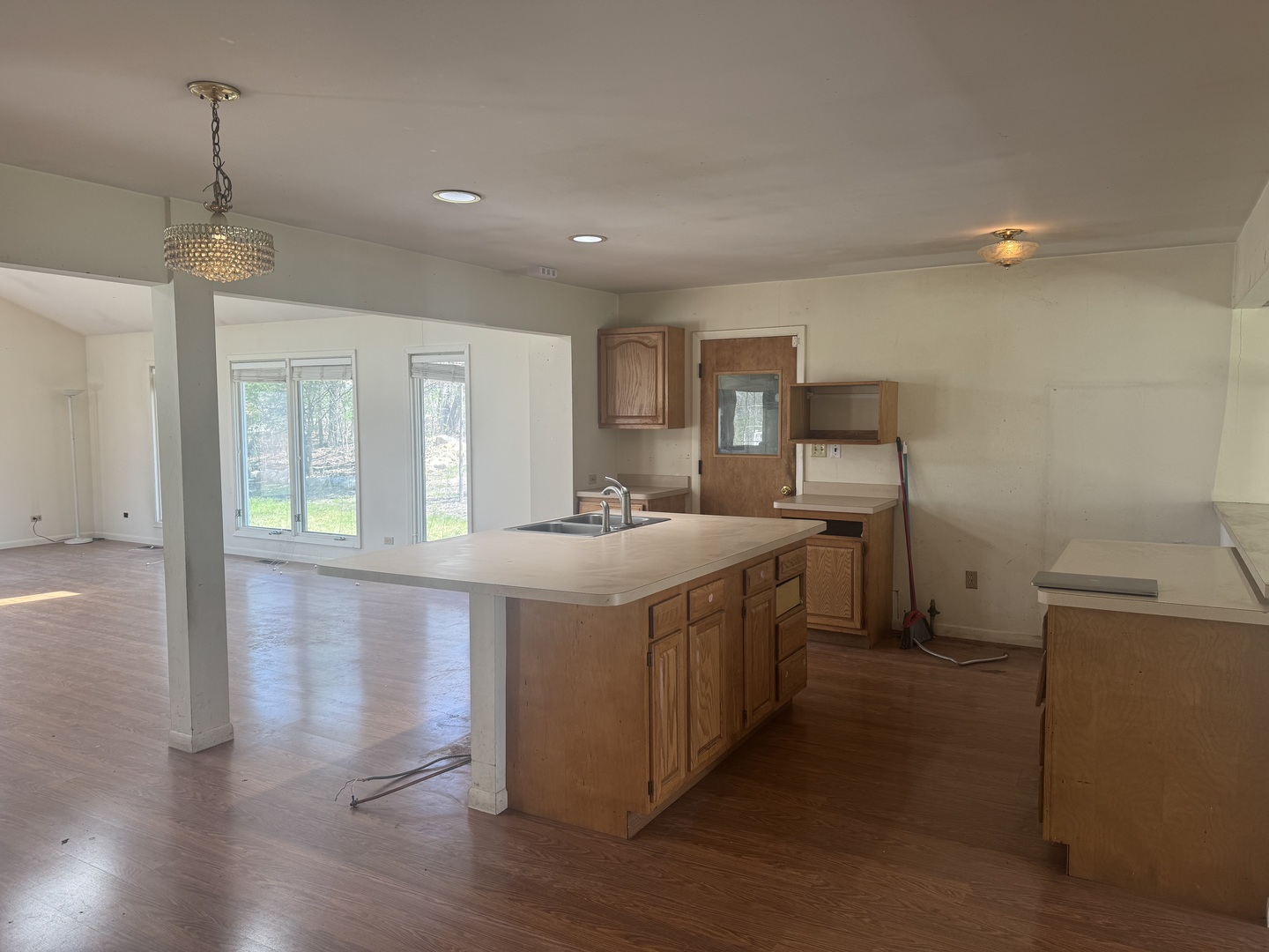 2301 Greenbriar Lane