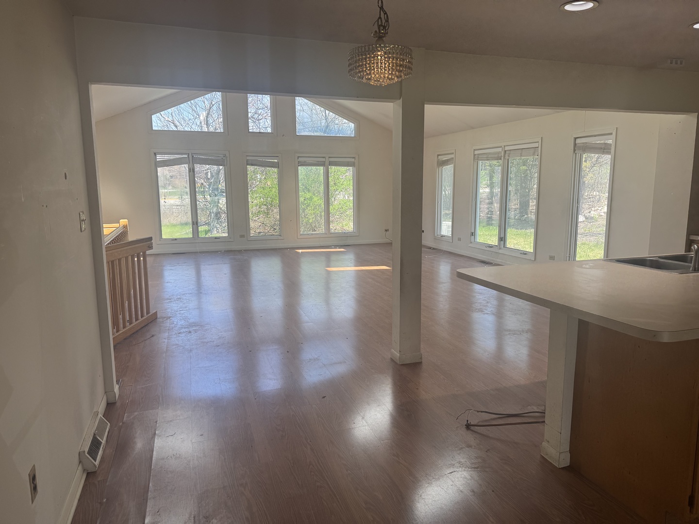 2301 Greenbriar Lane