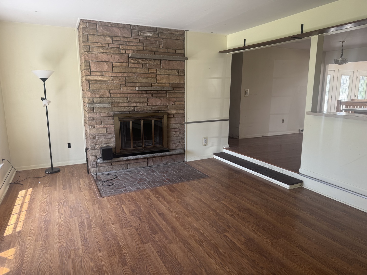 2301 Greenbriar Lane