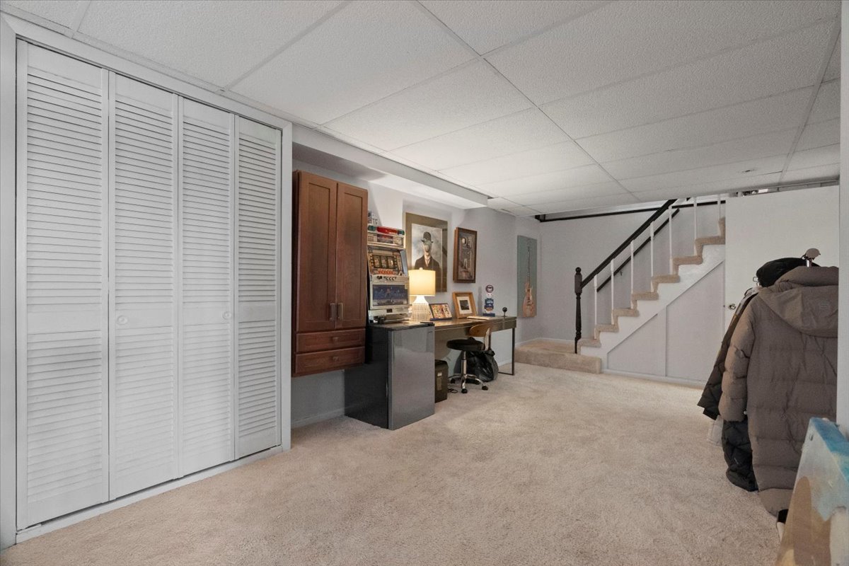 312 LAKE SHORE Drive