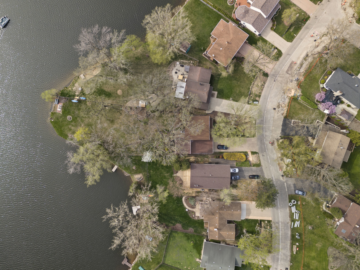 312 LAKE SHORE Drive