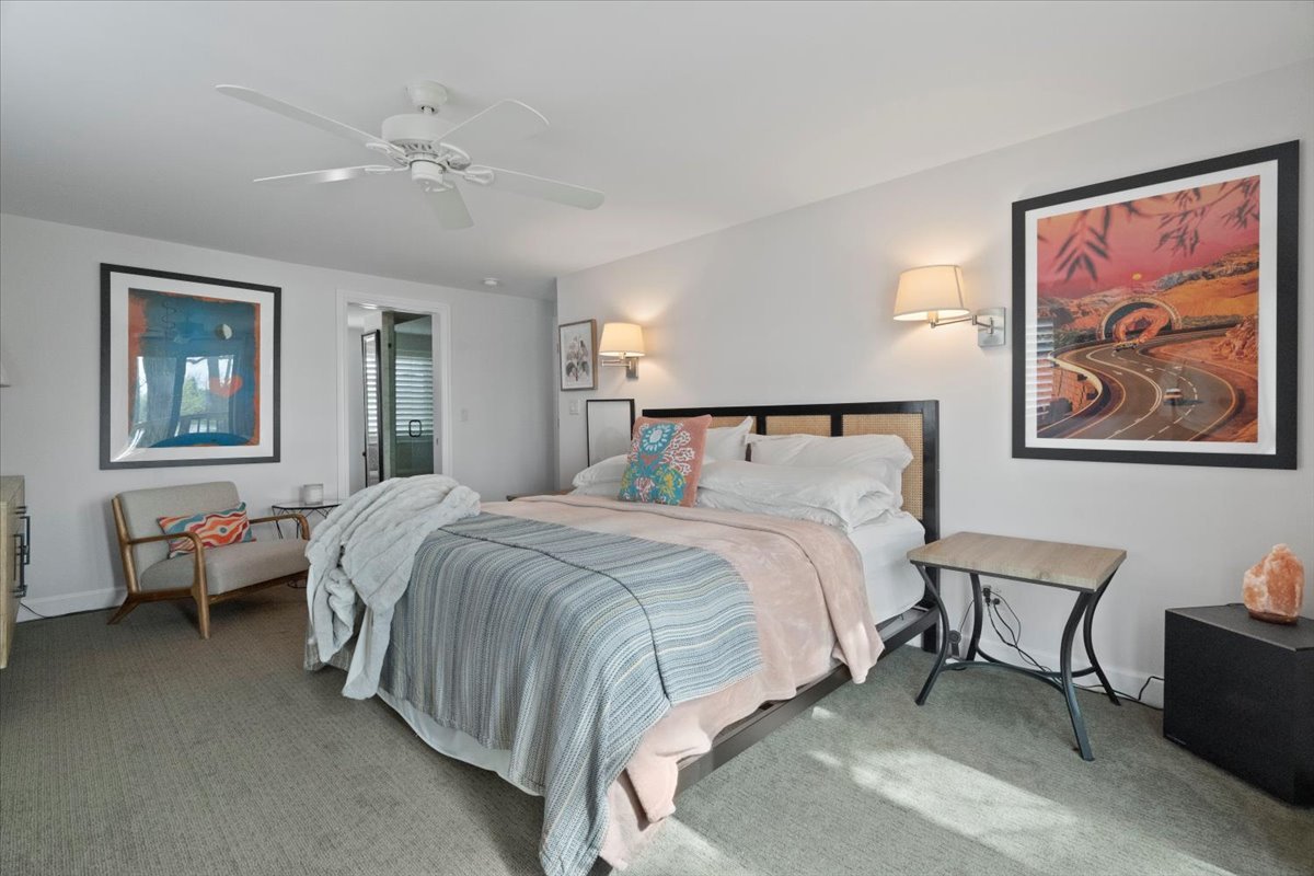 312 LAKE SHORE Drive
