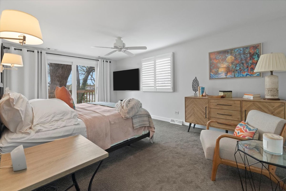 312 LAKE SHORE Drive