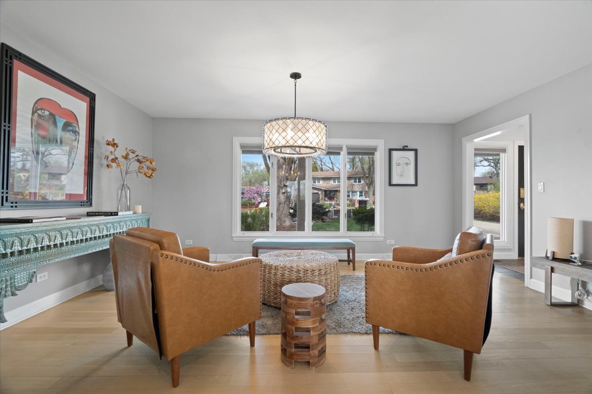 312 LAKE SHORE Drive