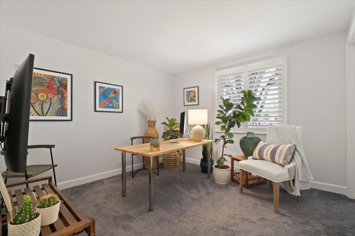 312 LAKE SHORE Drive