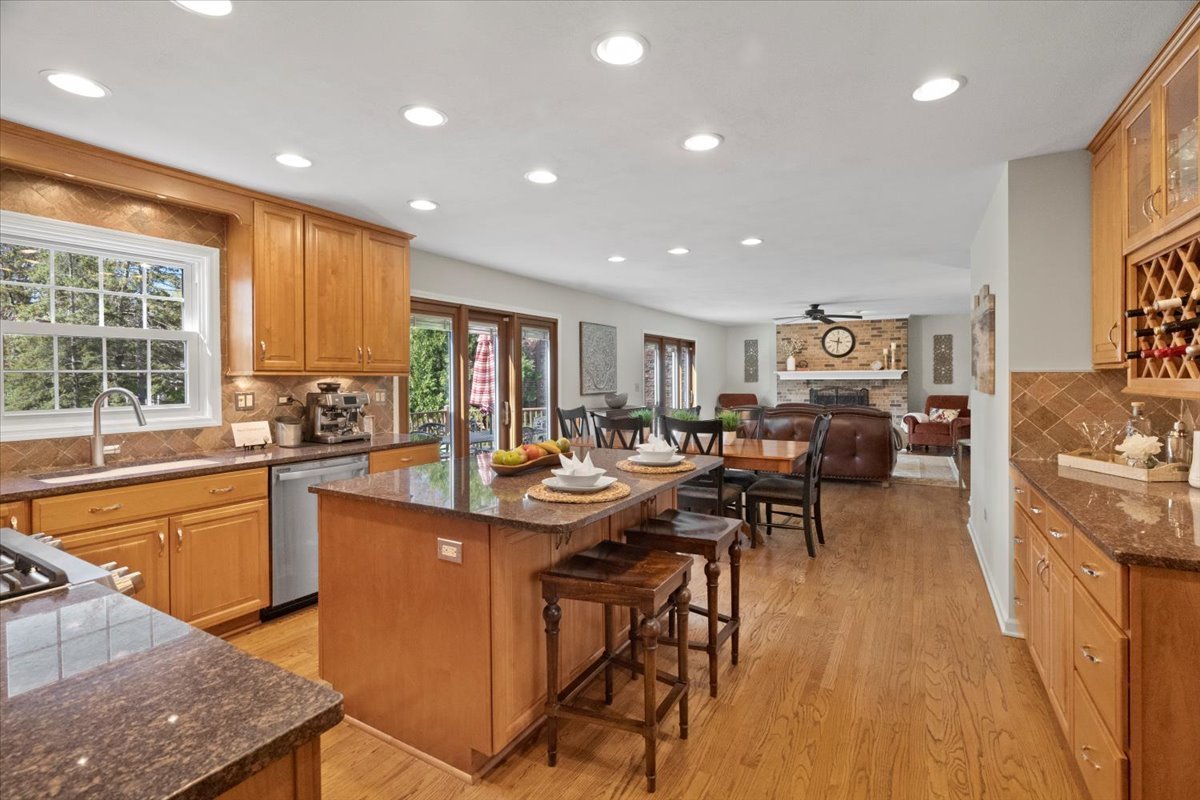 1012 Windhaven Road