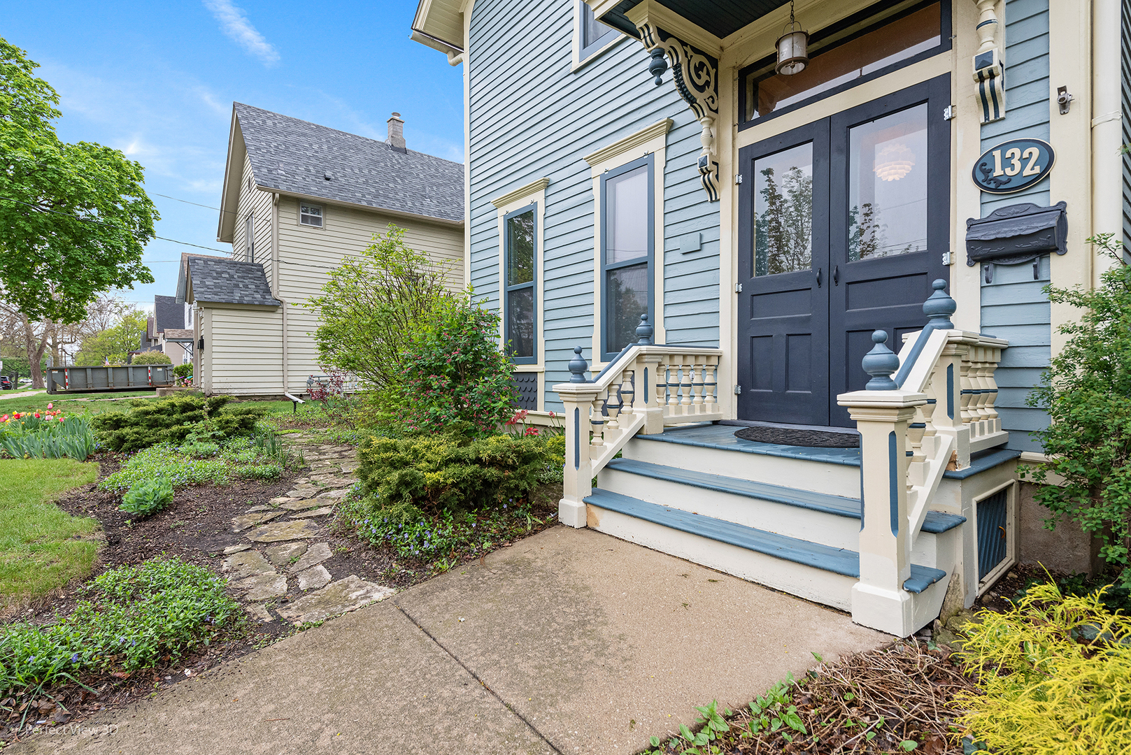 132 N Channing Street
