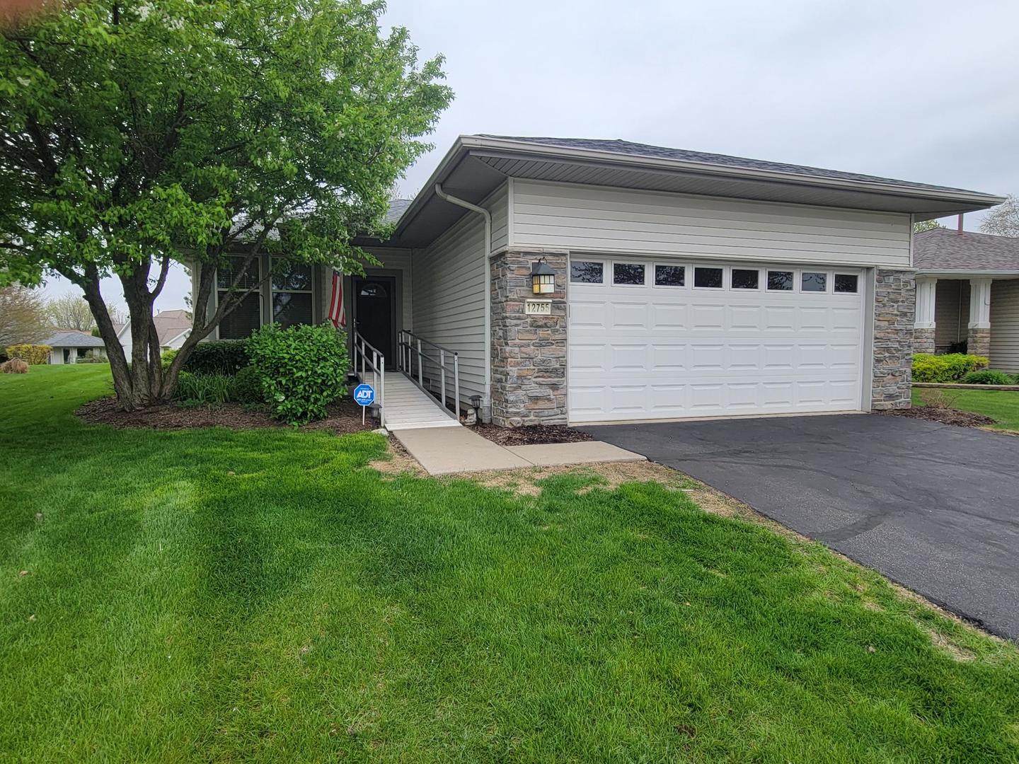12755 Horseshoe Trail