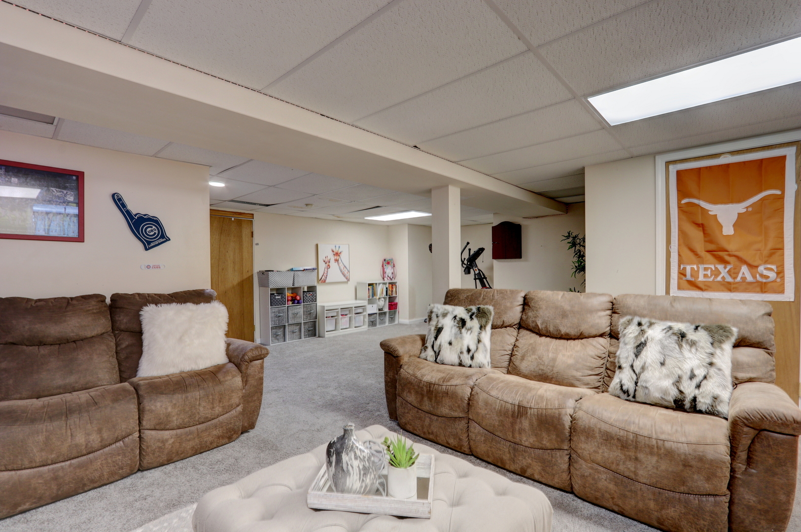 646 E Weston Court