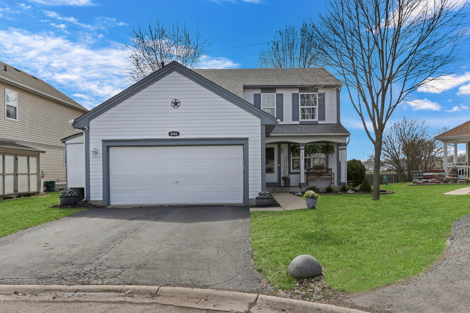 646 E Weston Court