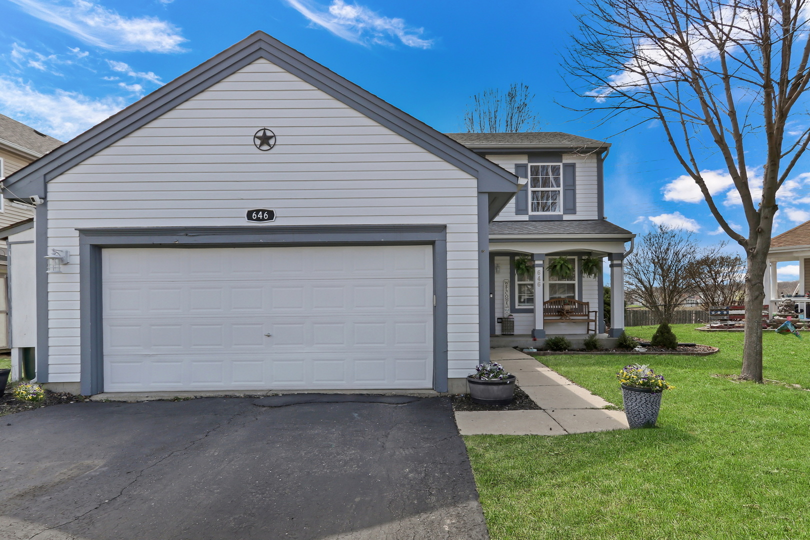 646 E Weston Court