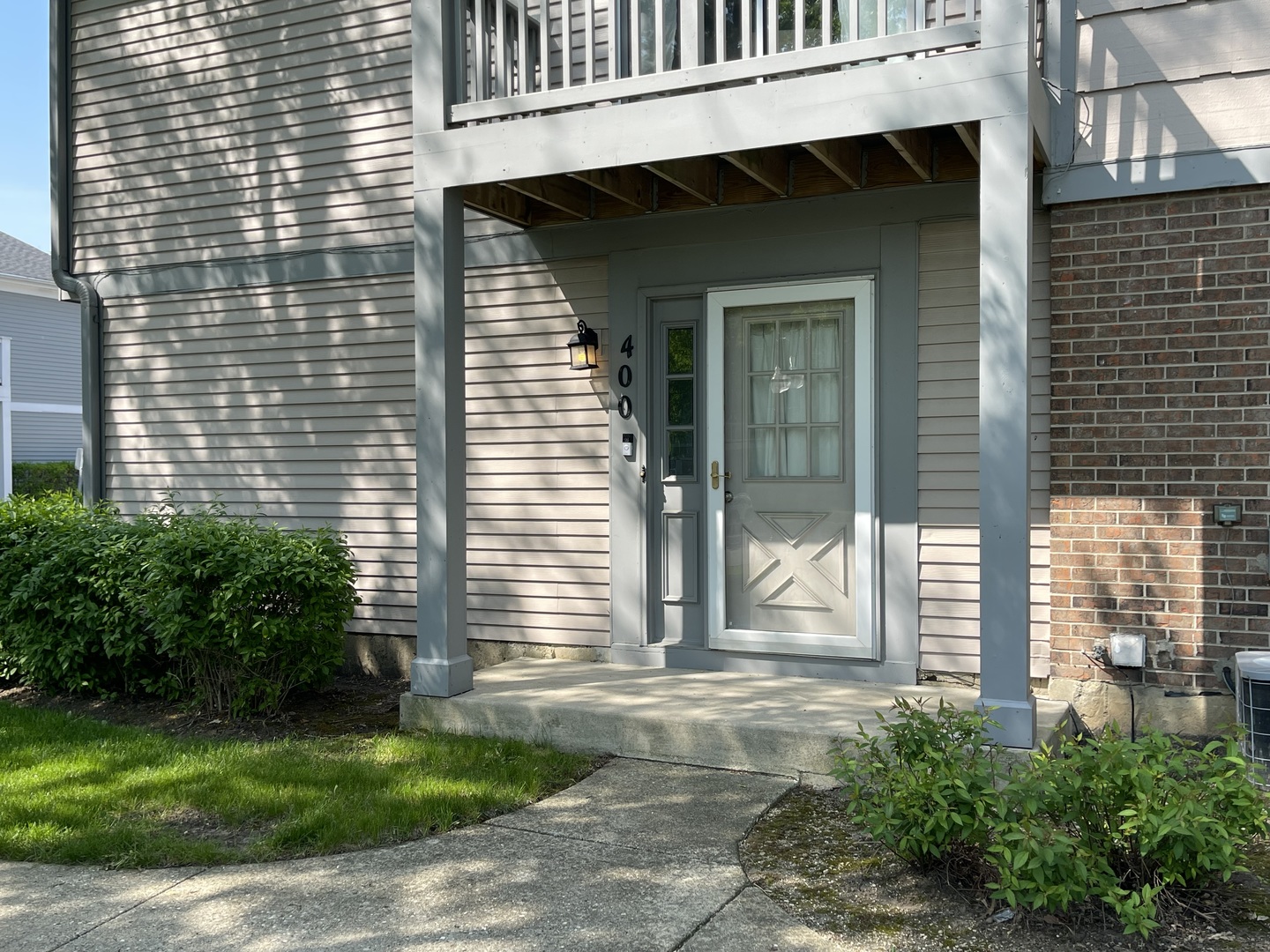 400 Tanglewood Court Unit: 18D