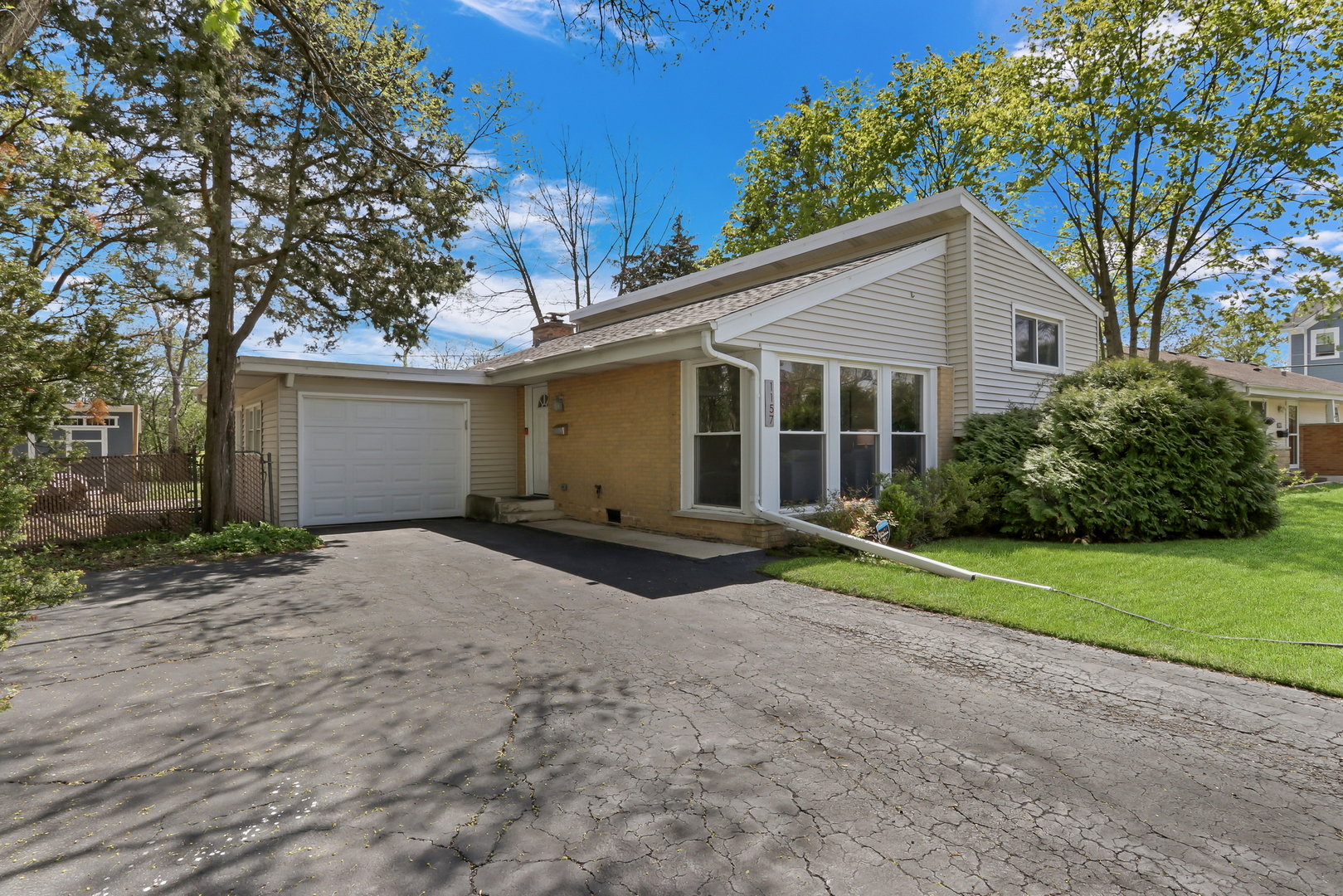 1157 Dartmouth Lane